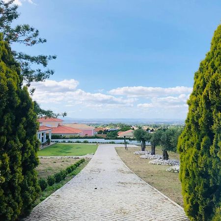 Вилла Quinta Da Chapeleira Em Азейтан Экстерьер фото